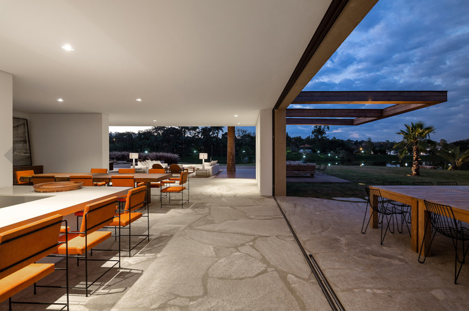 RYD Studio Rella Yacht & Interior Design Residenza a Itu by Studio