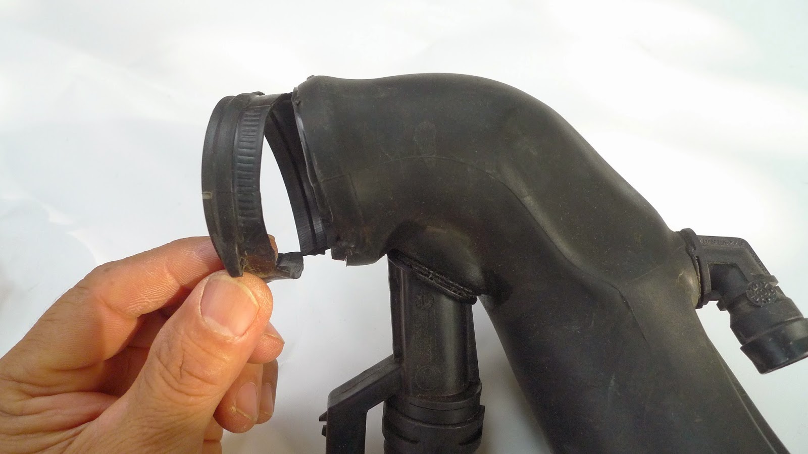 one.D'RIVE: How To Repair A Broken Turbo Air Intake Hose
