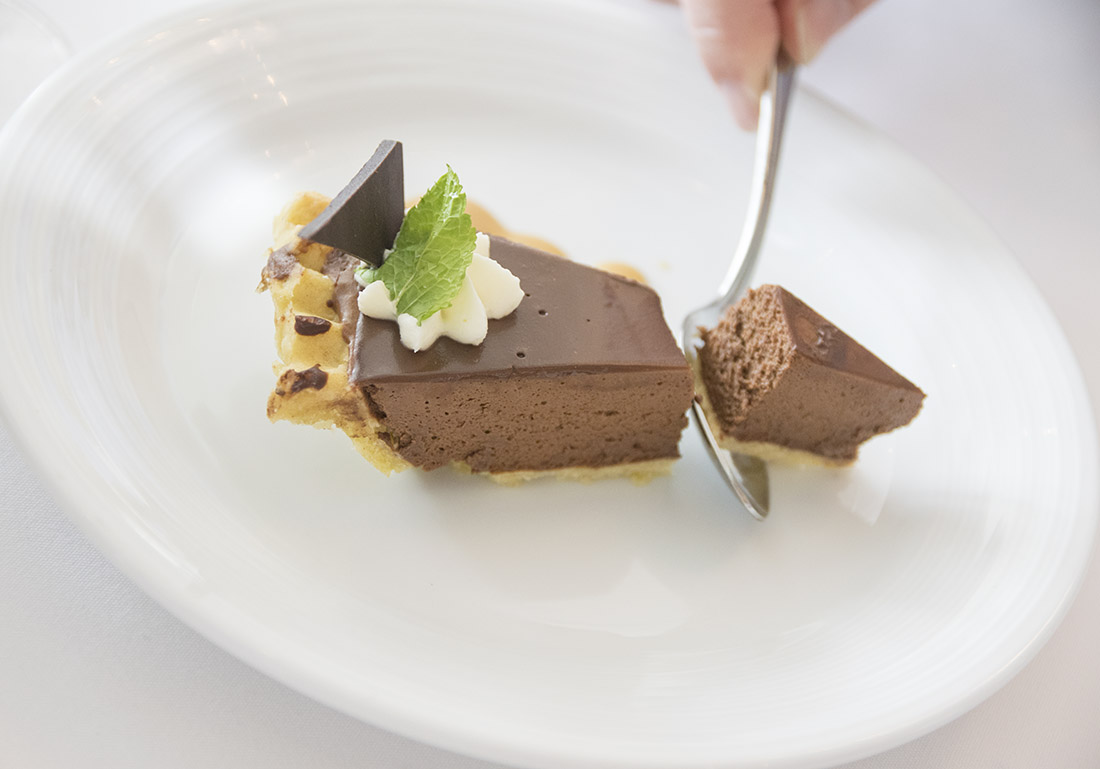 Food on cruise ships