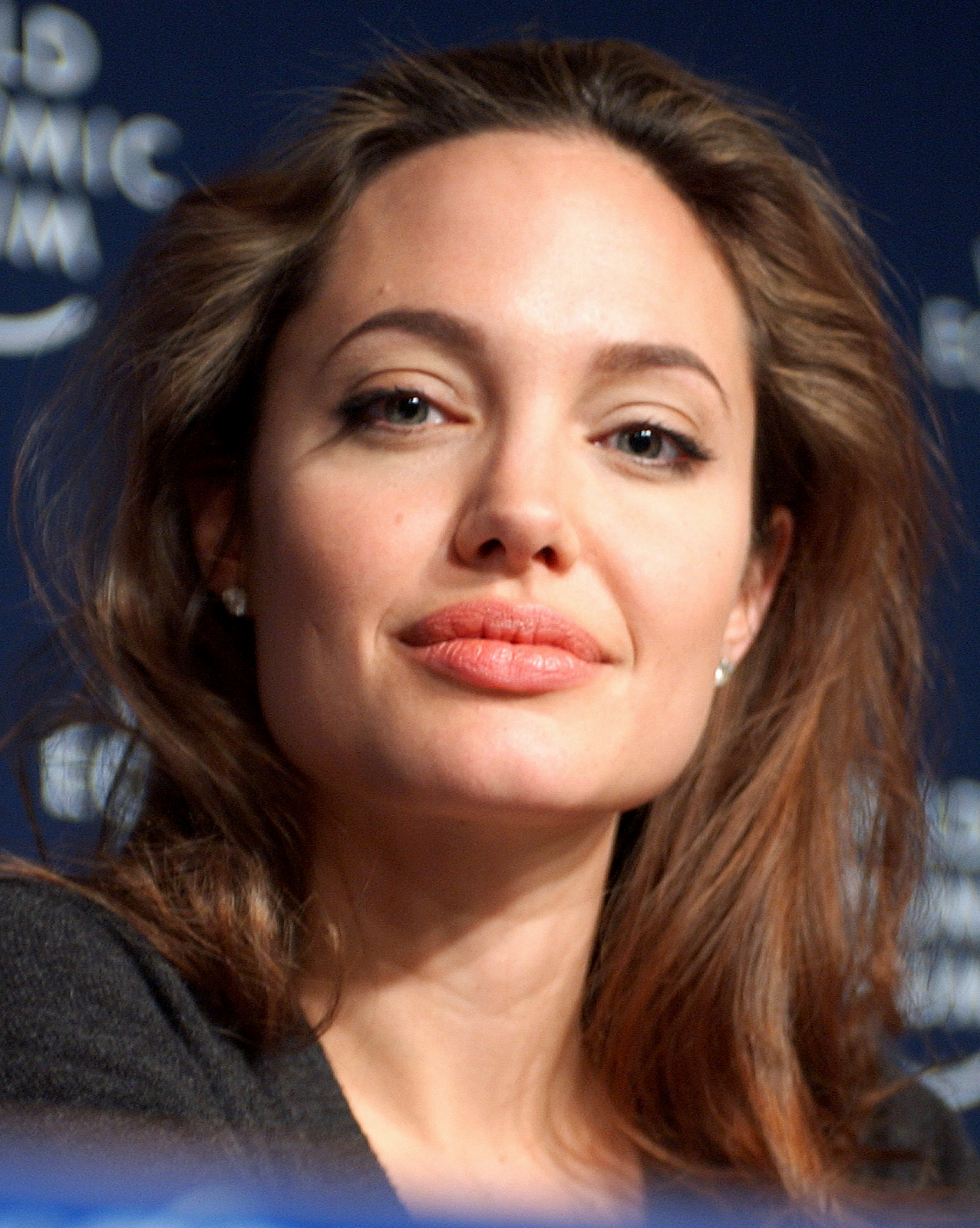 dourdep: angelina jolie wiki