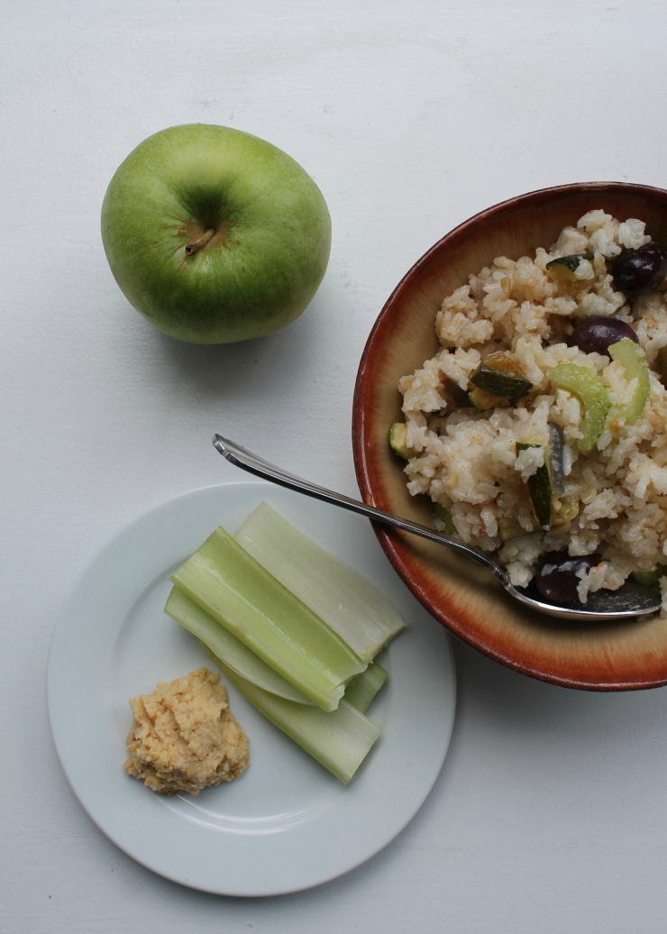 One Day Food Diary - healthy lunch salad