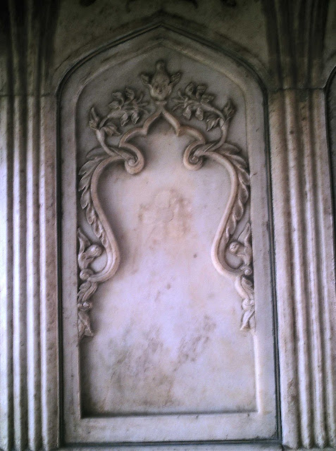marble carvings at the Taj