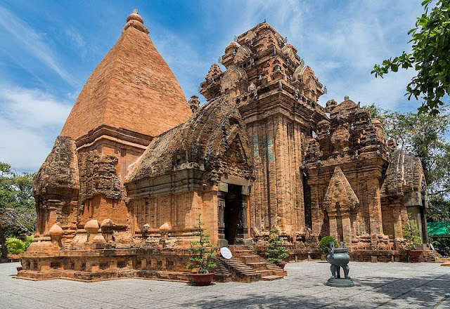 Top must-visit attractions in Nha Trang, Vietnam