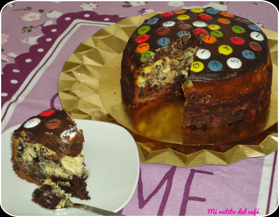 Cheesecake de oreo con base de brownie