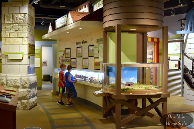 Flint Hills Discovery Center Railroad Exhibit - One Mile Home Style