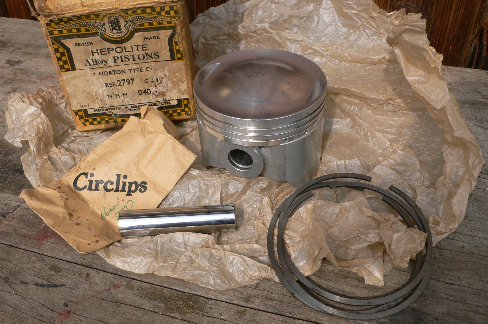 Vintage Norton Motorcycles Vintage pistons