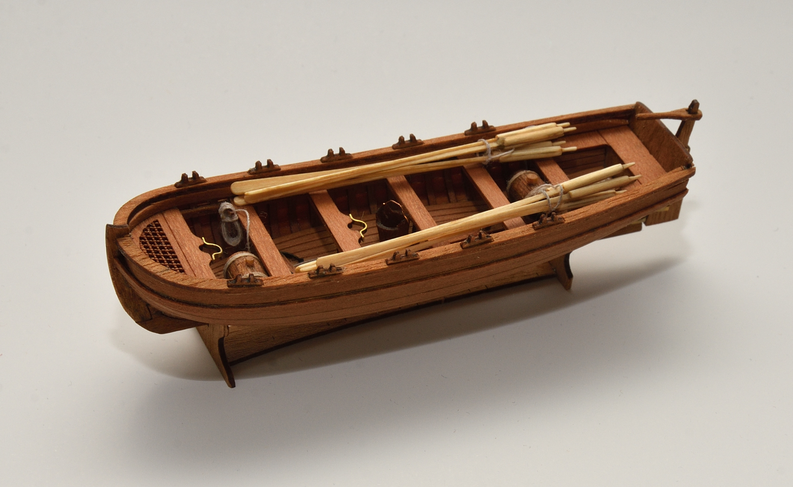 шлюпка 4 буквы. шлюпка 4 буквы. лодка деревянная. гребная лодка ял-6. макет лодки.