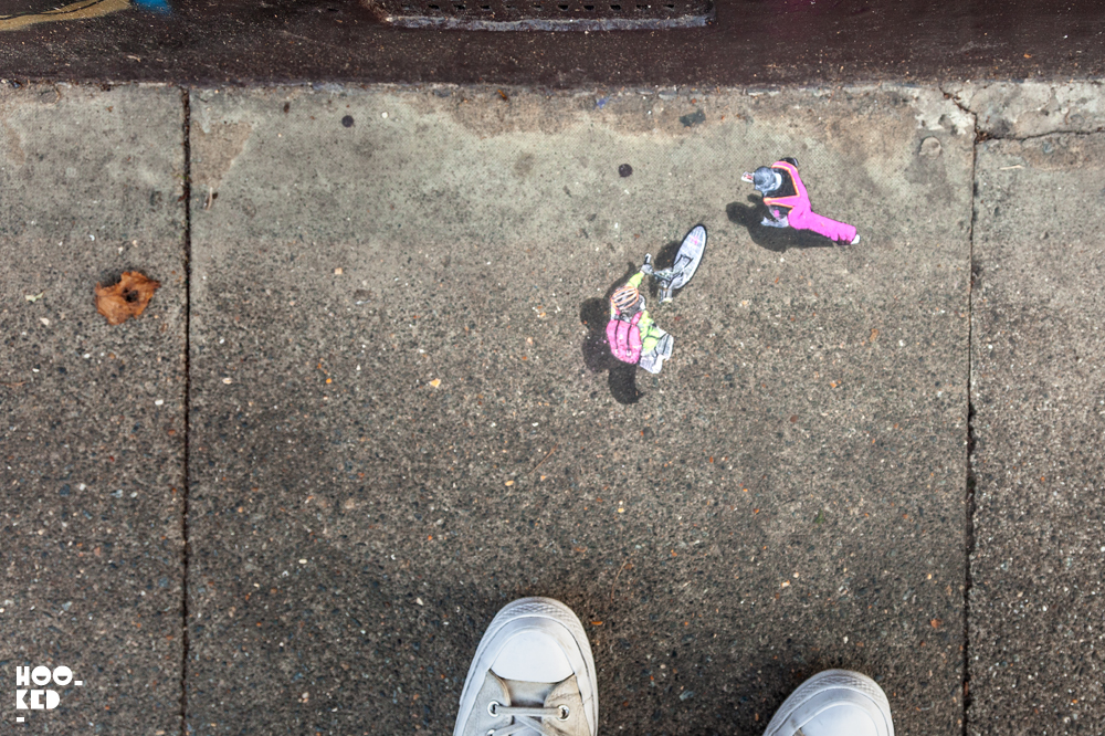 Amazing Miniature Street Art scenes by Mexican artist Pablo Delgado