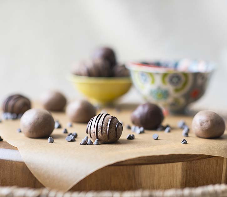 CHOCOLATE COFFEE PROTEIN TRUFFLES b8