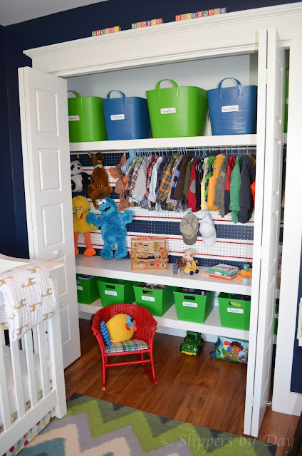 kids closet organization