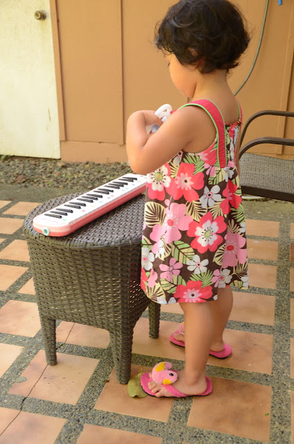 Kecil and her pianika