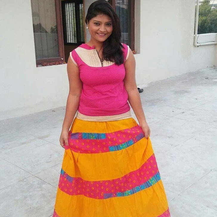 TV Actress Shivani aka Shashi aunty latest Mallu Aunty | iiQ8 10 9F0CA2E0 D77B 4178 B3FC F17F31473082