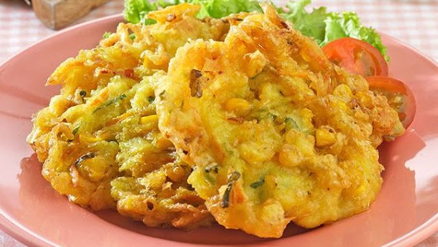 Resep Cara Membuat Bakwan Jagung Manis dan Renyah Resep