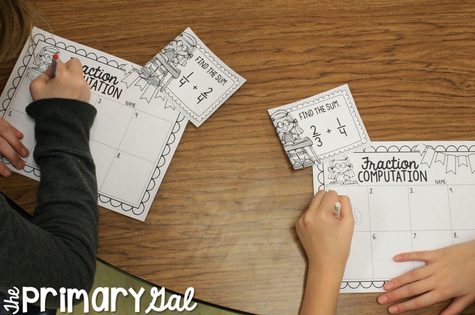 Do you struggle to differentiate during centers or small group time? Utilizing these 10 simple and easy steps could be the solution to allow all of your students to work at their own level! These ideas include templates and FREEBIES that are ready to be customized for your classroom. Perfect for easy instructions, and activities for kids to learn on their own level. Your upper elementary students will have fun choosing how they learn! {FREEBIE, upper elementary, differentiate}