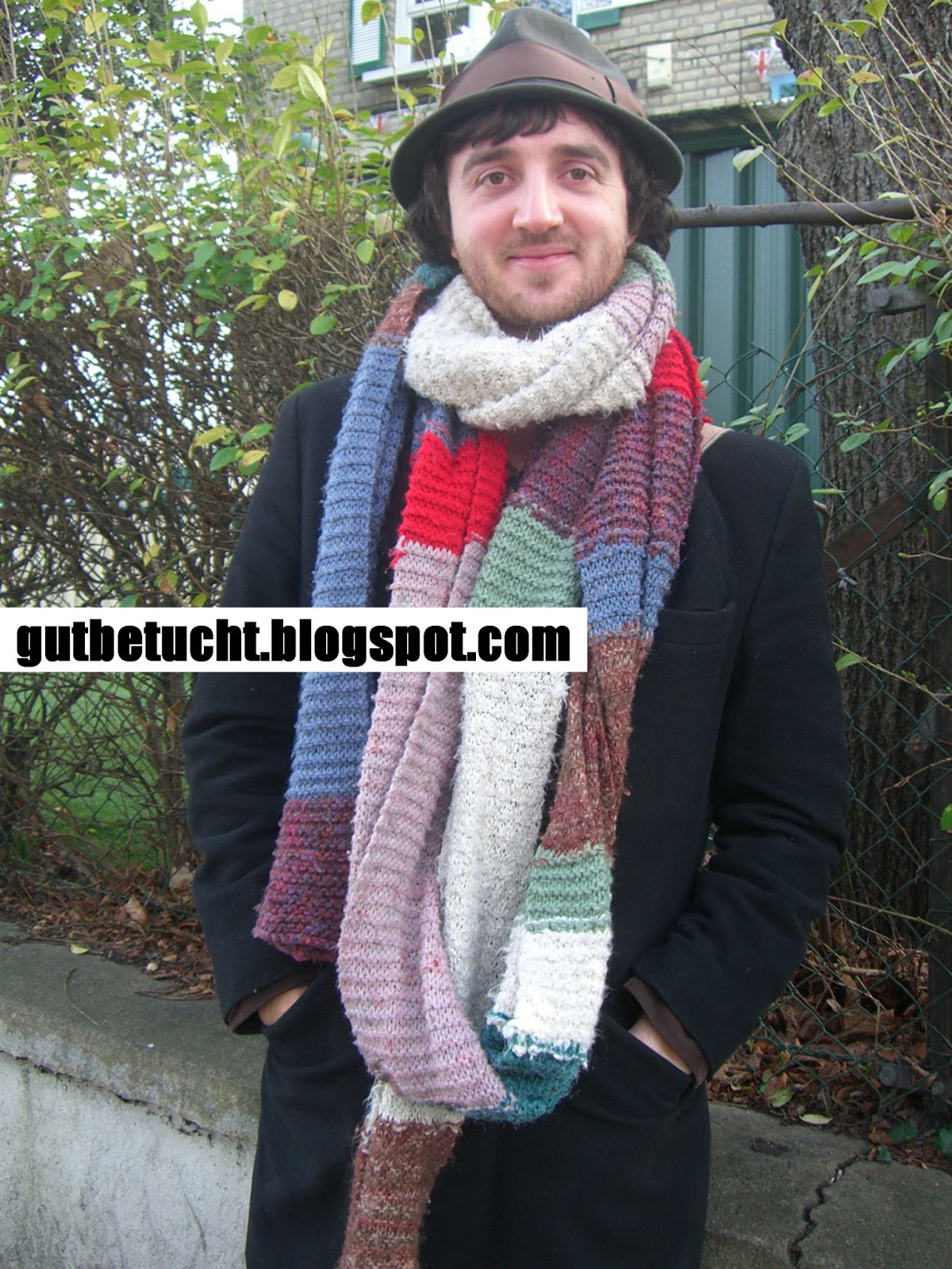 gutbetucht: Riesen Schal Nummer Zwei || Big scarf number two