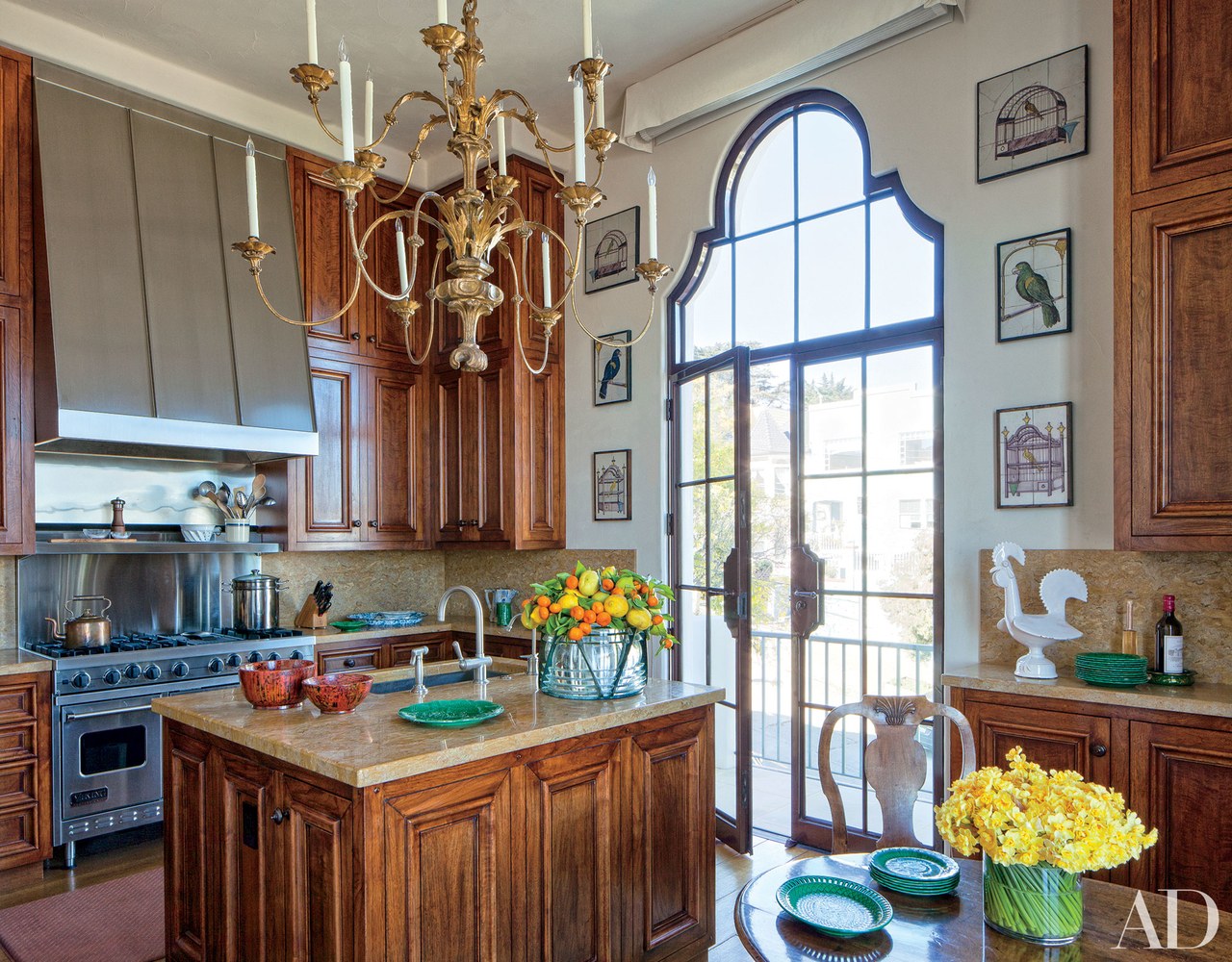 {Farmhouse Home Decor} 25 Farmhouse Kitchens in Architectural Digest Hello Lovely