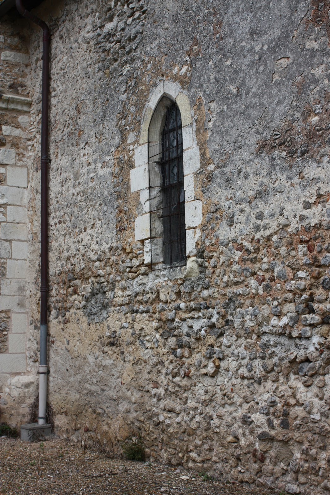 Atlas roman VilliersauBouin Eglise SaintPierre (37)