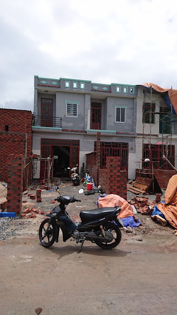 [Image: DSC_0098.JPG]