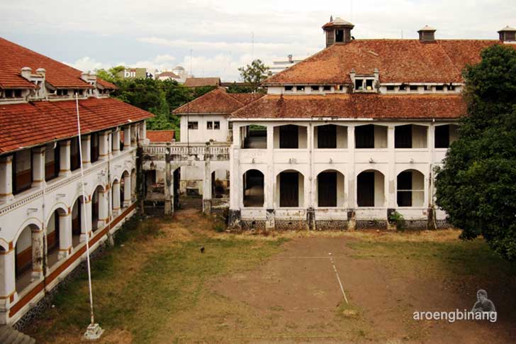 lawang sewu semarang