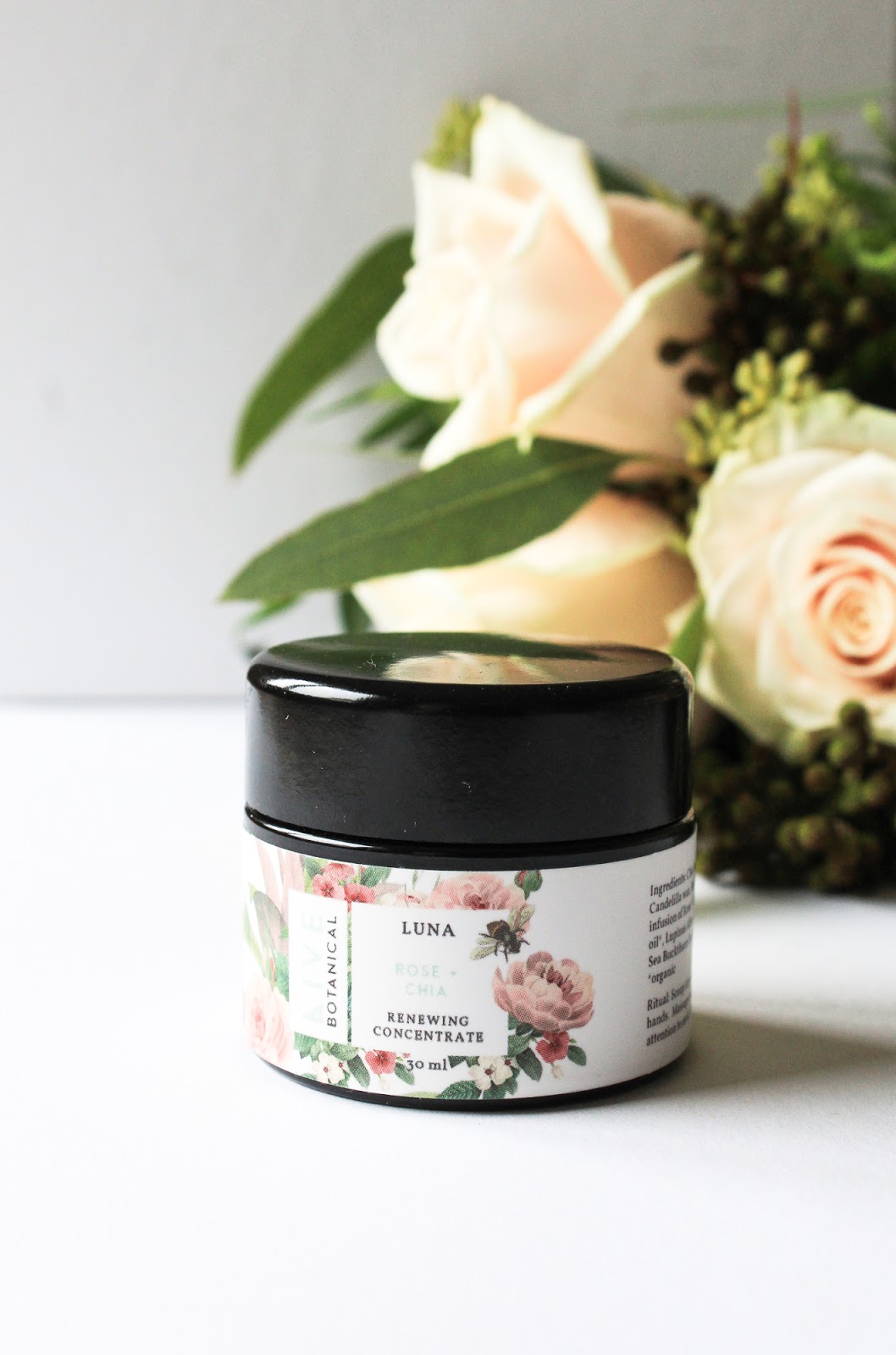 Live Botanical Luna Renewing Concentrate October Art of Organics Clean Beauty Box Reset Live Botanical Luna Renewing Concentrate October Art of Organics Clean Beauty Box Reset