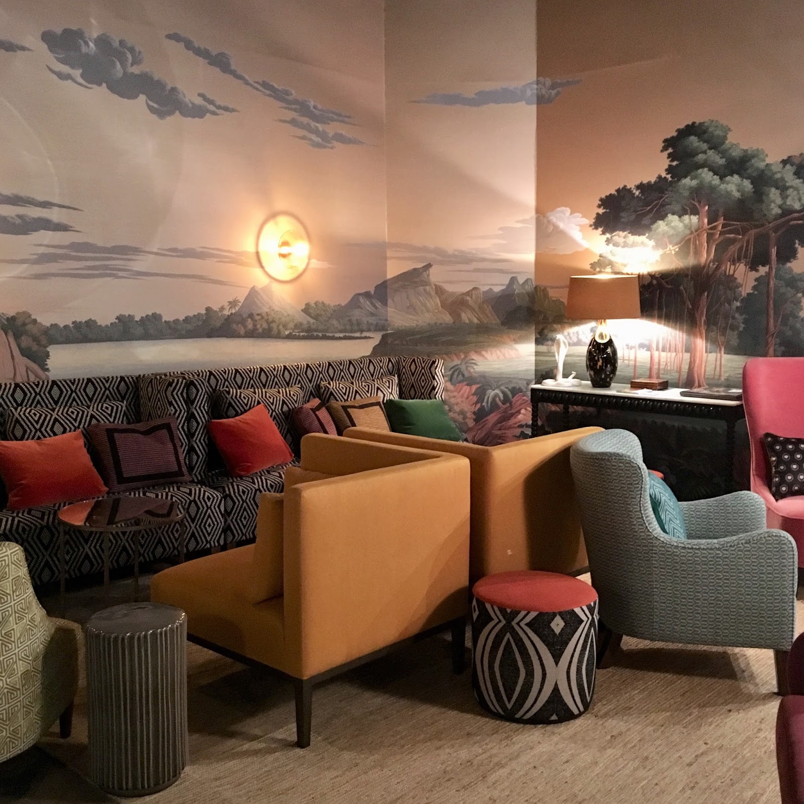 Een hoge aaibaarheidsfactor bij Salon Residence in Singer Museum in ... Een hoge aaibaarheidsfactor bij Salon Residence in Singer Museum in ...