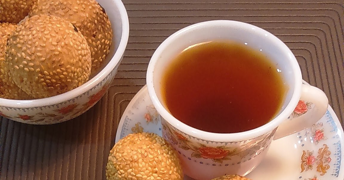 sarguna's fantabulous kitchen Sesame Seed Balls With Red Bean Fillings