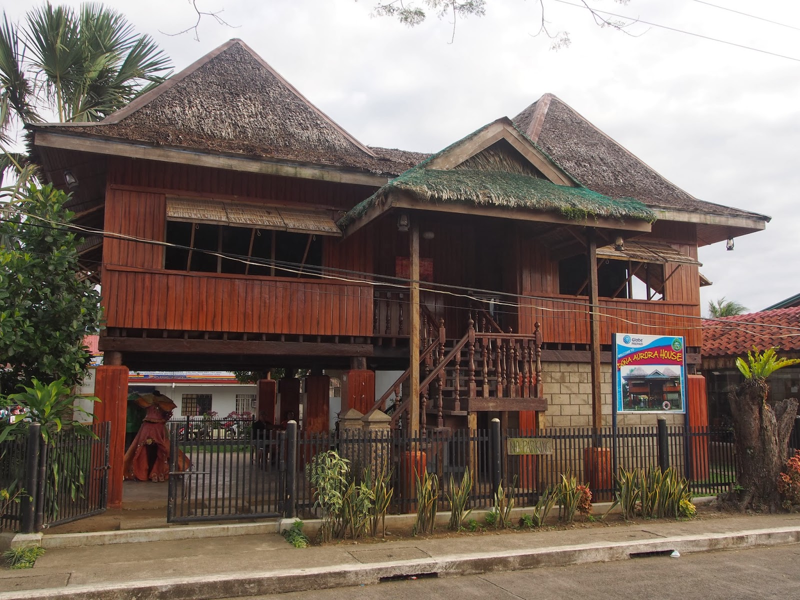 Splash of Yellow What to see in Baler