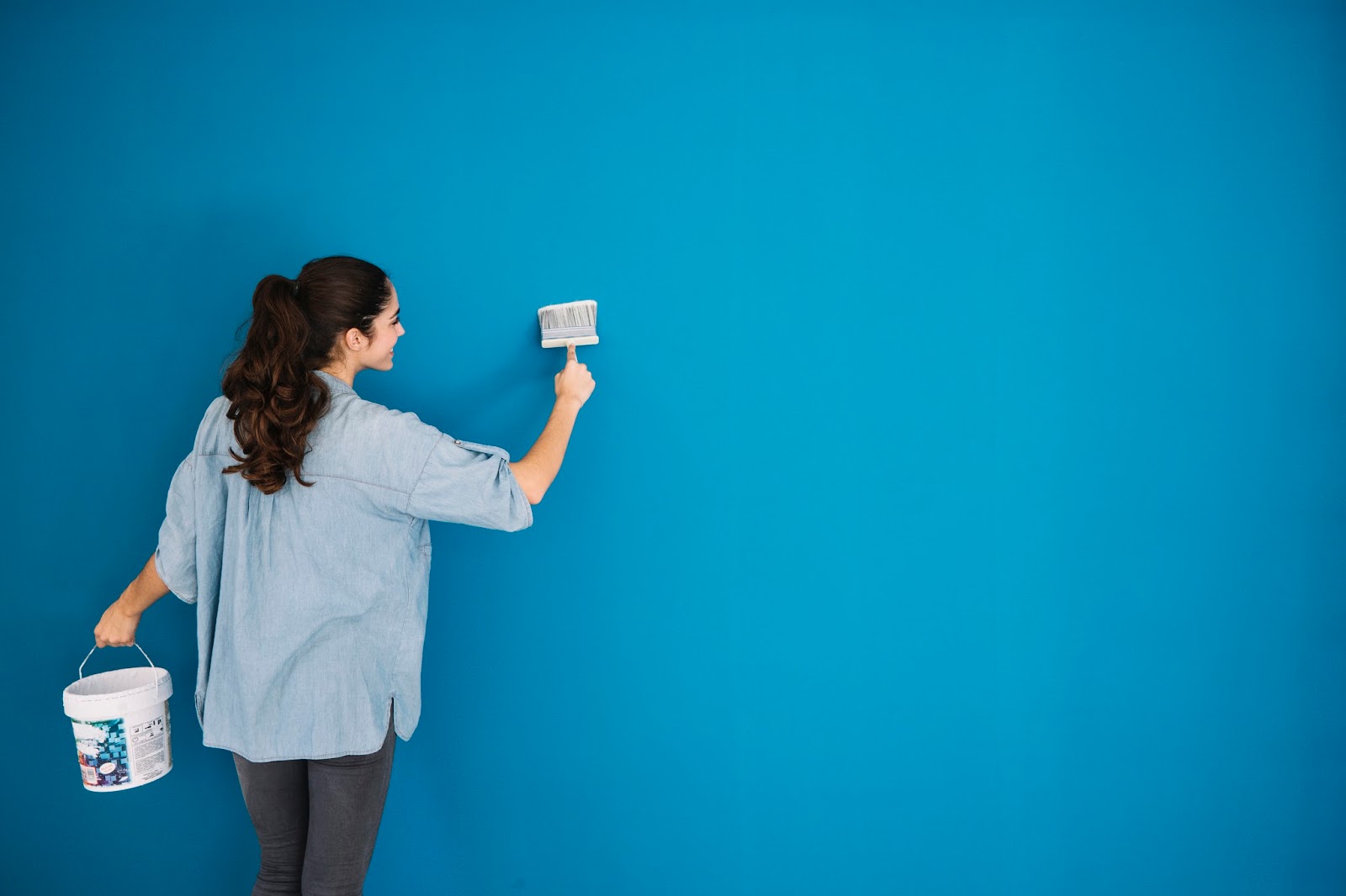 10 Quick Tips to Paint Walls Like a Pro