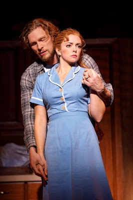 Interview: Actress/Singer Desi Oakley Tells Us About Her Love Affair With WAITRESS 