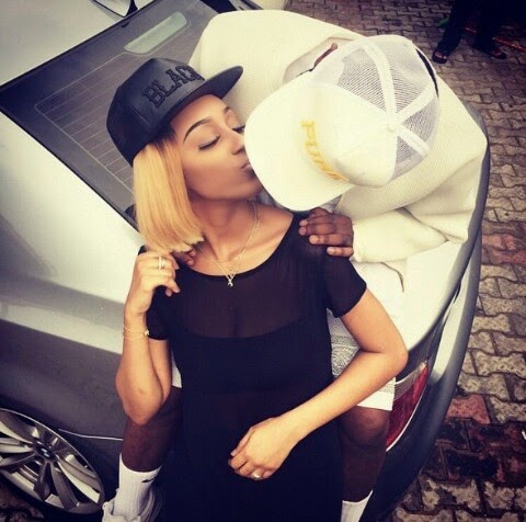 1 Ice Prince kisses girlfriend in new photo