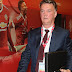 Oficializan salida de Louis van Gaal