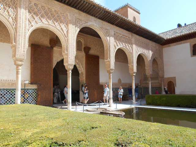 Alhambra architecture 