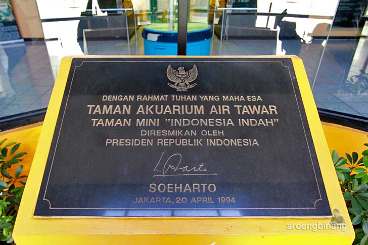 taman akuarium air tawar tmii
