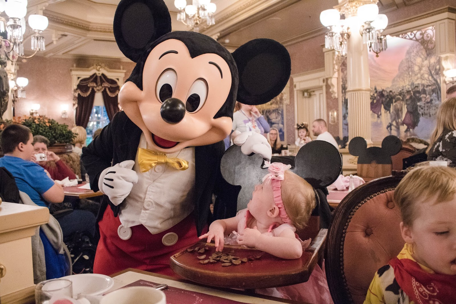 BREAKFAST WITH DISNEY CHARACTERS PLAZA GARDENS The littlest darlings