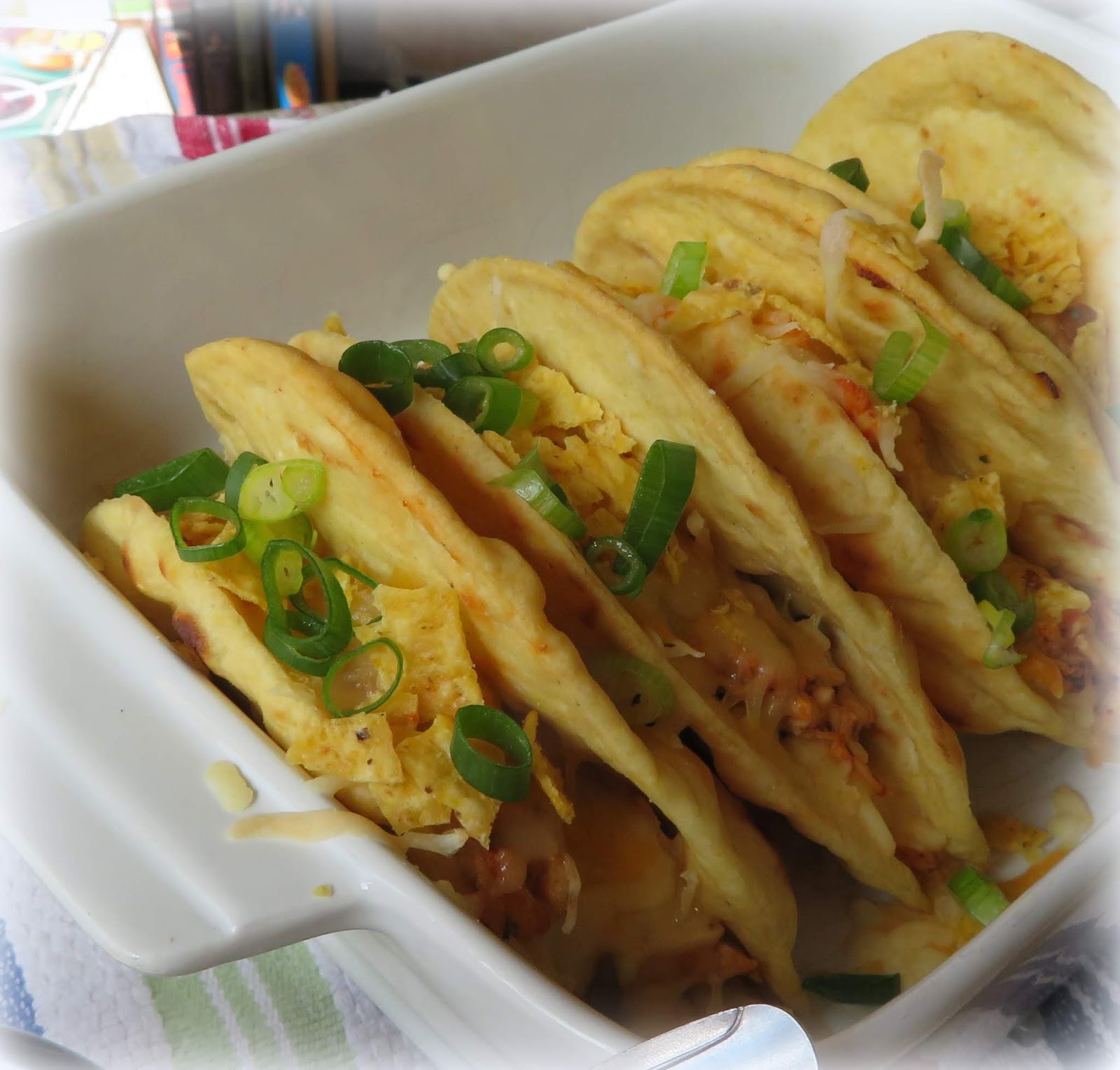 The English Kitchen Chipotle Lime Chicken Flatbread Tacos