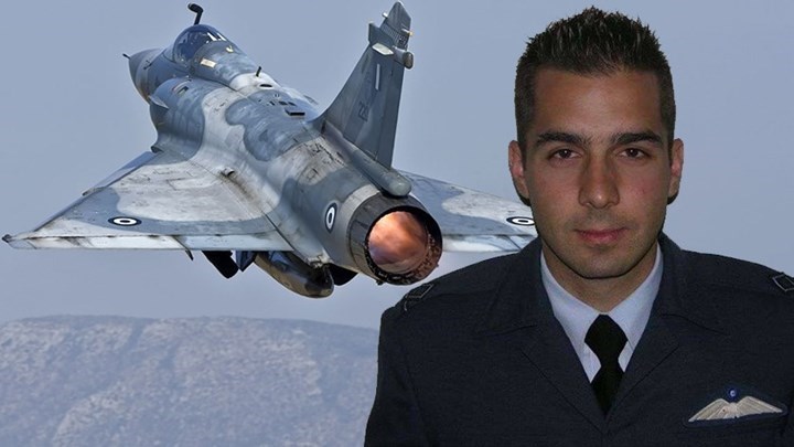 Ντοκουμέντο με το μοιραίο Mirage 2000-5 λίγο πριν τη συντριβή - Η κάμερα κατέγραψε τη βουτιά θανάτου του Γιώργου Μπαλταδώρου - ΒΙΝΤΕΟ Ντοκουμέντο με το μοιραίο Mirage 2000-5 λίγο πριν τη συντριβή - Η κάμερα κατέγραψε τη βουτιά θανάτου του Γιώργου Μπαλταδώρου - ΒΙΝΤΕΟ