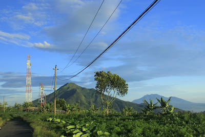 Gunung-Telomoyo-dari-Kopeng