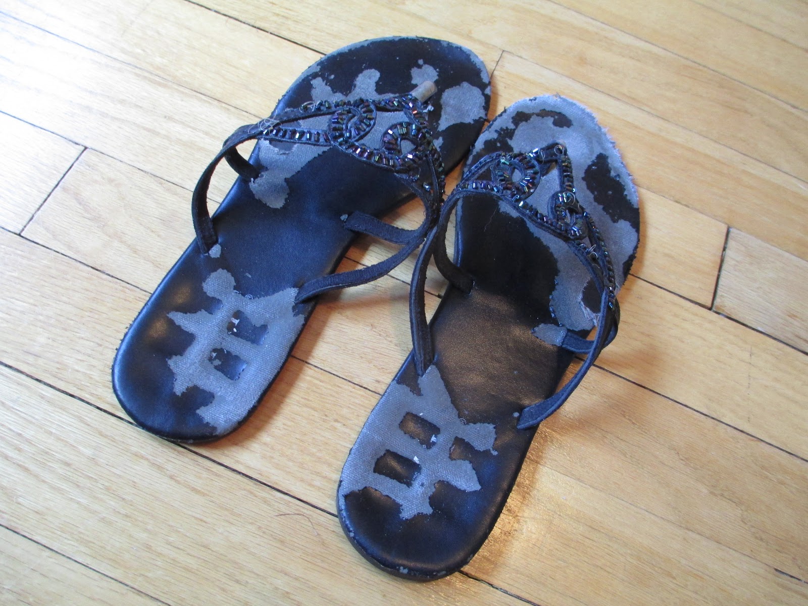 flops shoes