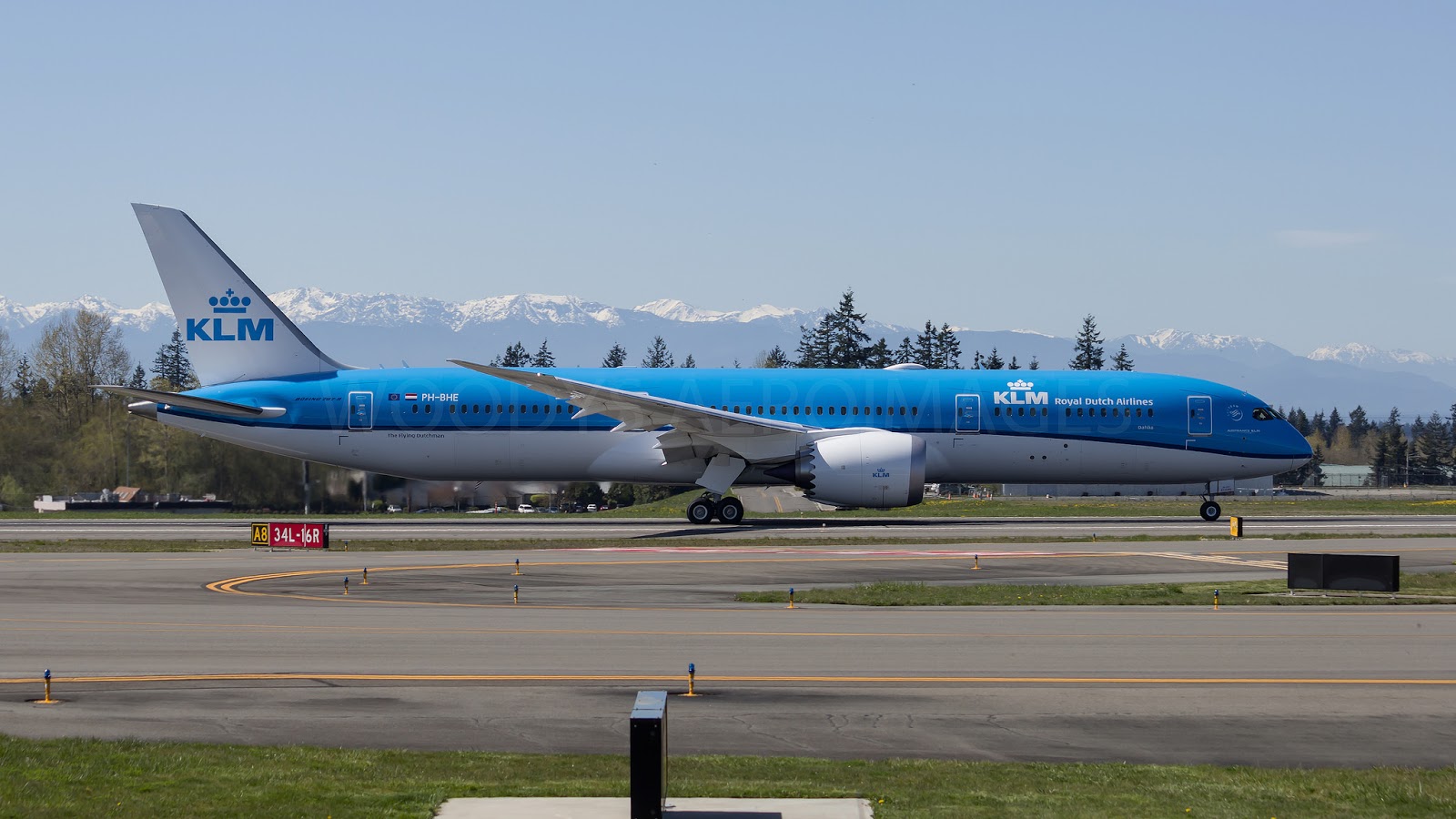 KLM on Messenger If your KLM flight delays for more than 3 hours or was cancelled without any prior notice or you were denied to board due to overbooking, then according to European air passengers rights Regulation (EC) No. /, you are entitled to compensation of up to €.