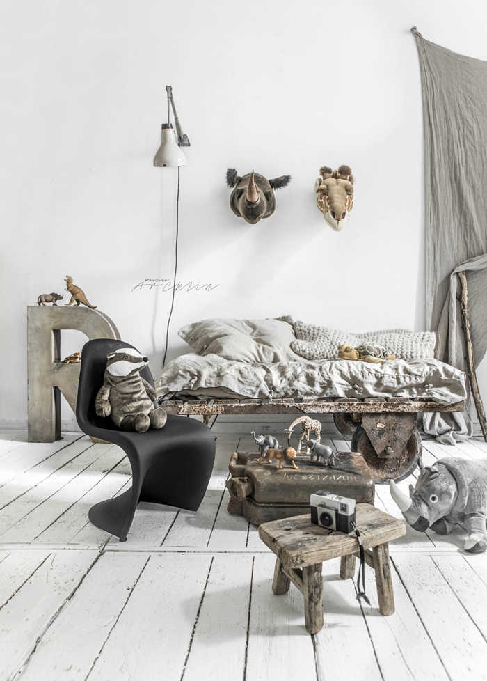 Industrial touch in kids room styling/photography © Paulina Arcklin 