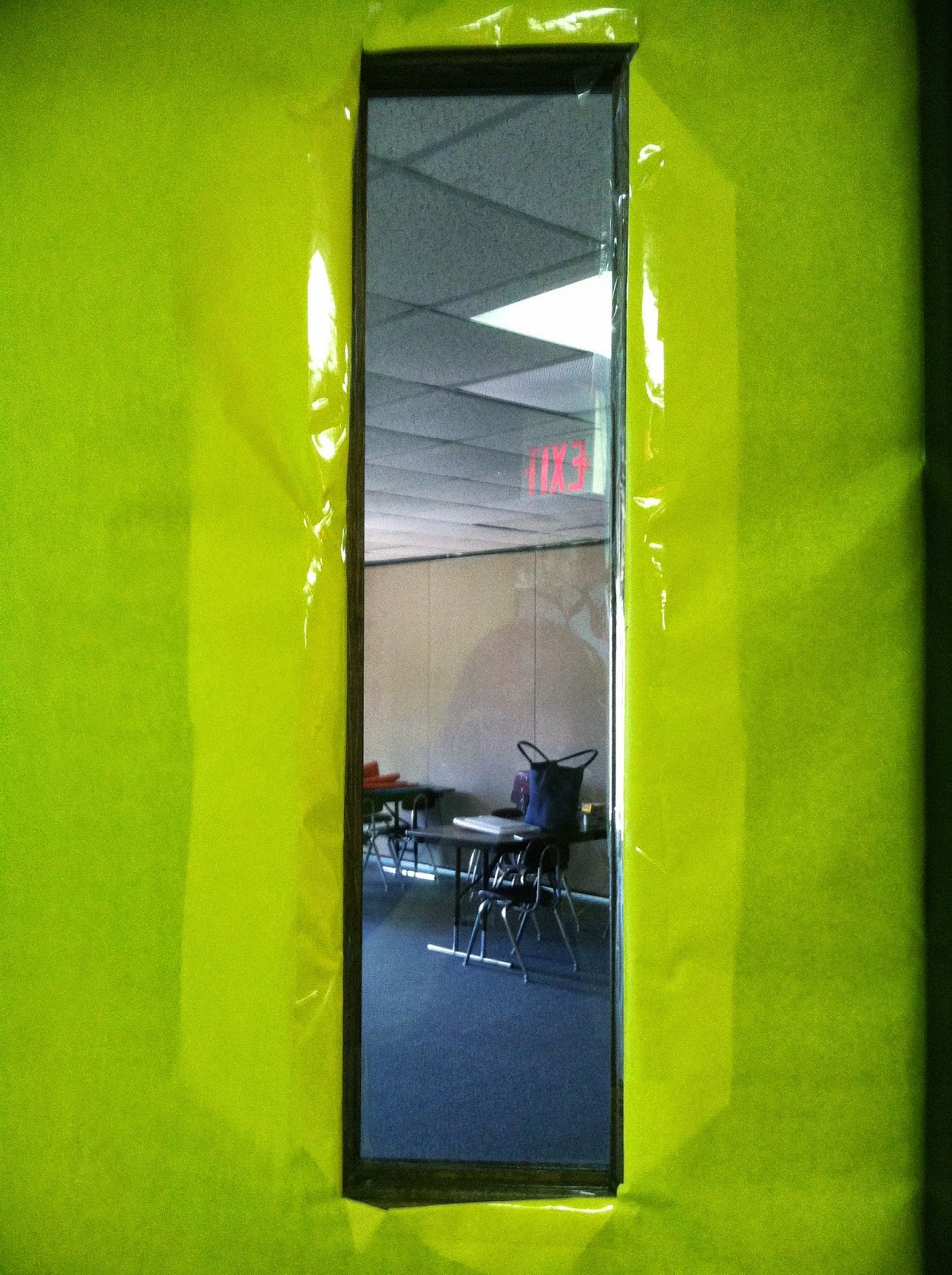 TeachingTidbits and MORE! Best Way to Cover Your Classroom Door with