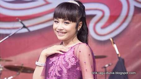 Lirik Lagu Tasya Rosmala Cemara Biru Lirik Lagu Dunia