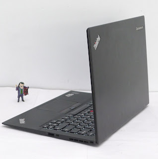 Lenovo ThinkPad X1 Carbon Core i7 Di Malang