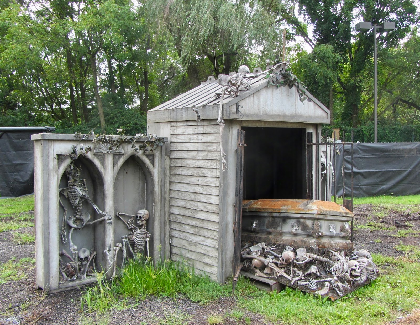 NewsPlusNotes A Preview of Dorney Park�s 2018 Halloween Haunt