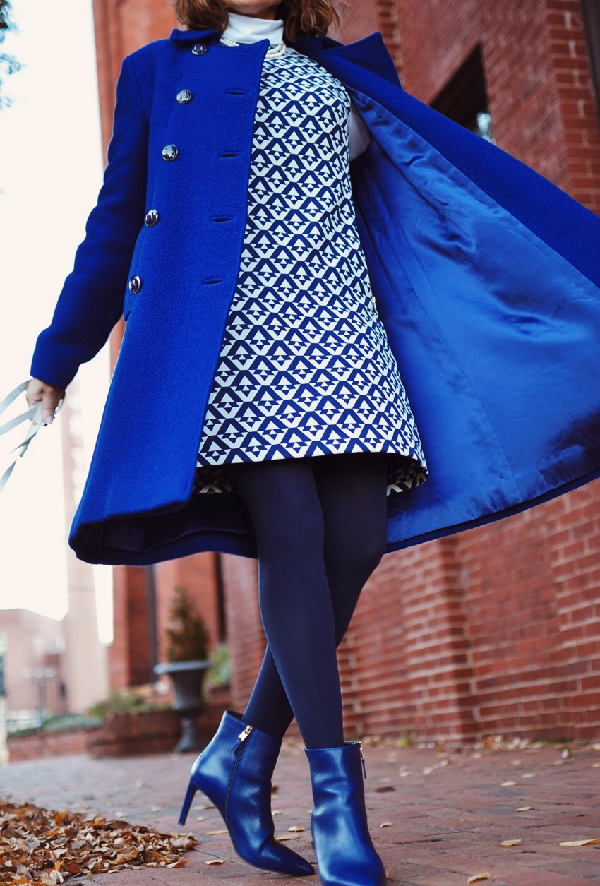 Blue With White Street Style 