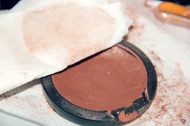 turn loose makeup products into compact makeup
