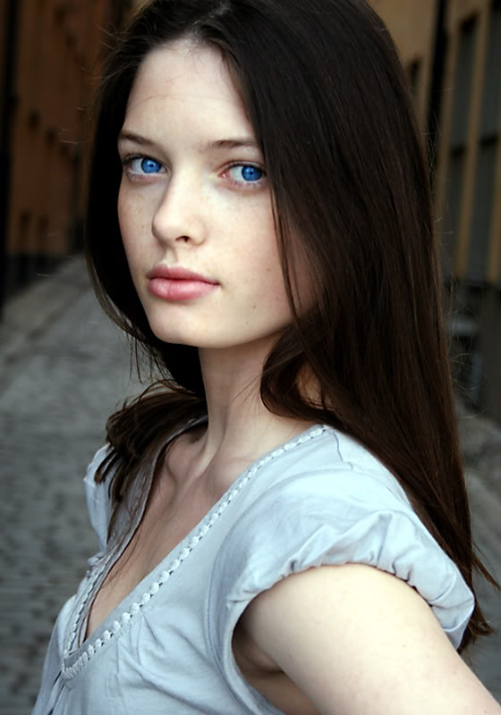 the lying game summary sara shepard the lying game summary sara shepard