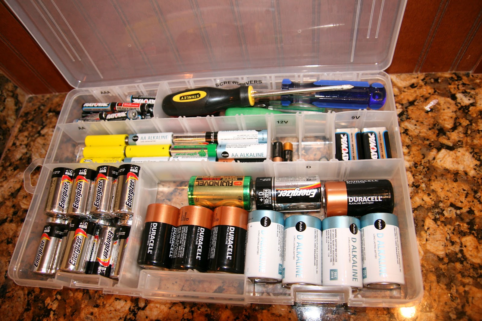 Smart and Simple Organizing Organized Battery Storage!