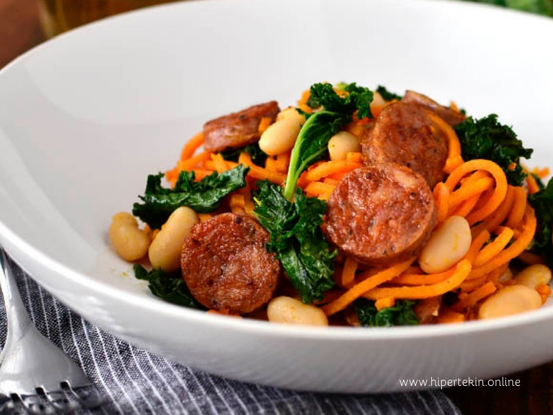 CHICKEN SAUSAGE SWEET POTATO NOODLE SKILLET CHICKEN SAUSAGE SWEET POTATO NOODLE SKILLET