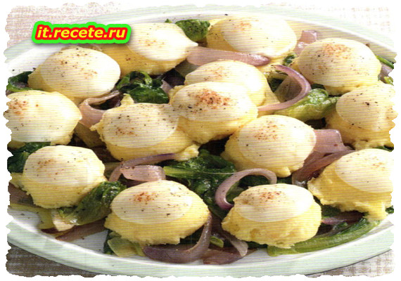 Gnocchi di semolino sulle verdure Gnocchi di semolino sulle verdure